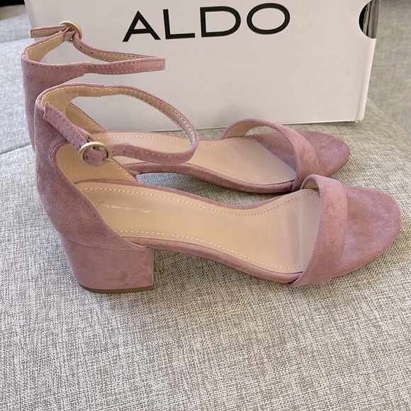 ALDO PINK SUEDE HEELS - Picture 5 of 5